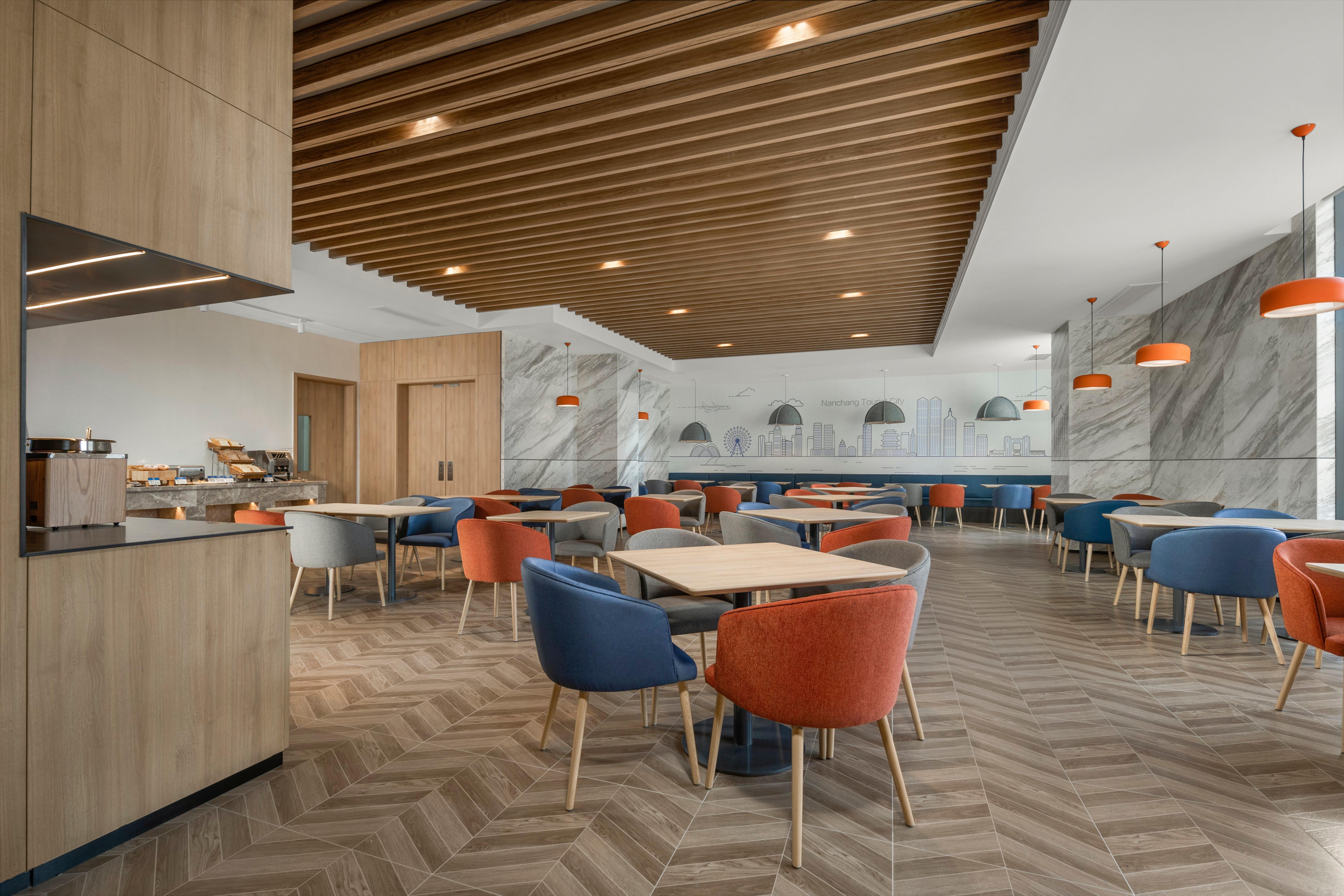 Holiday Inn Express Nanchang Riverside By Ihg Exterior foto