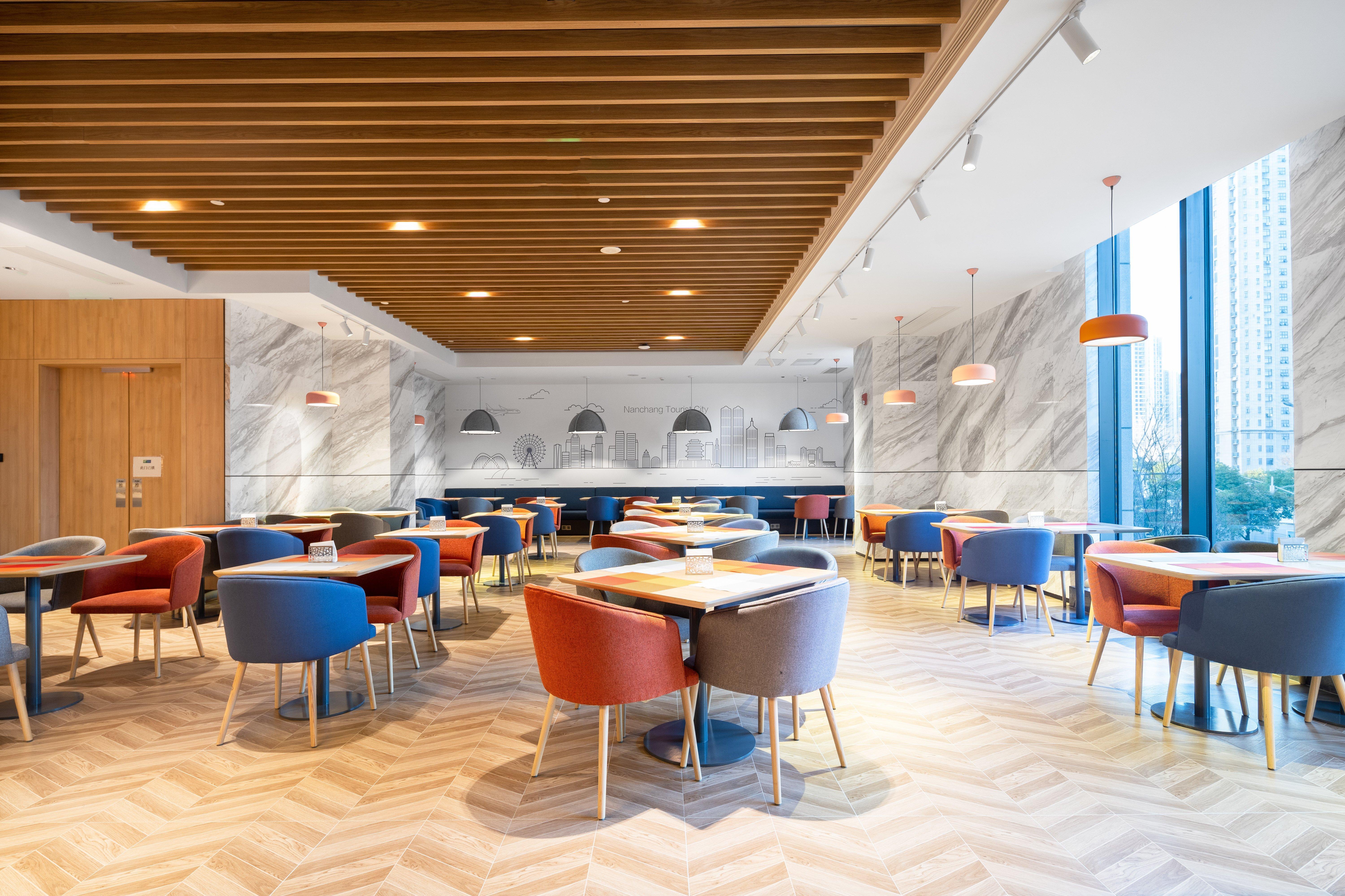 Holiday Inn Express Nanchang Riverside By Ihg Exterior foto
